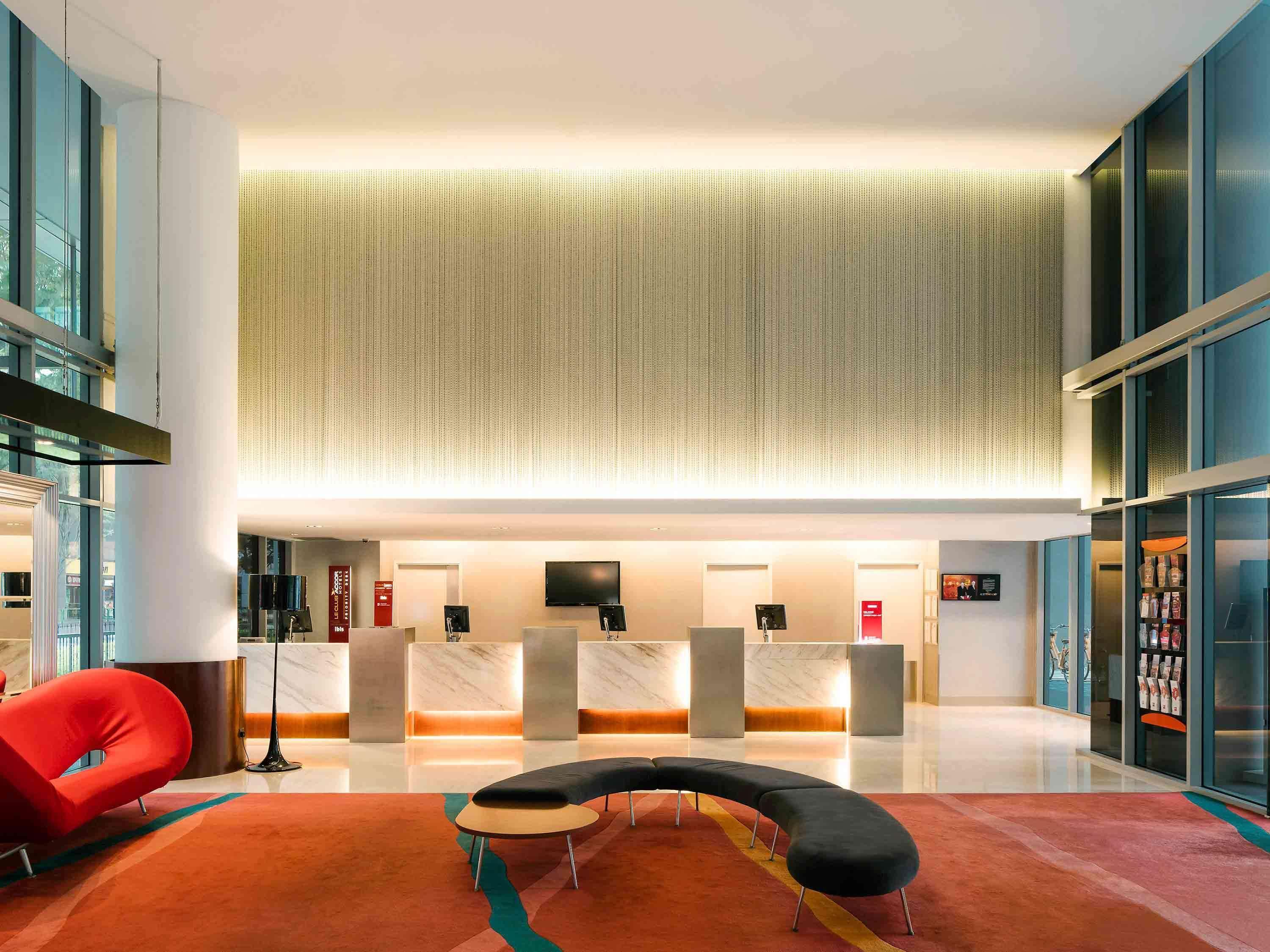 Ibis Singapore On Bencoolen - Newly Renovated Dış mekan fotoğraf